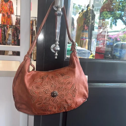 Asher Hobo Bag - Oak - AV6