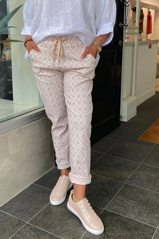 Hudson Stretch Pant - Blush - CG12
