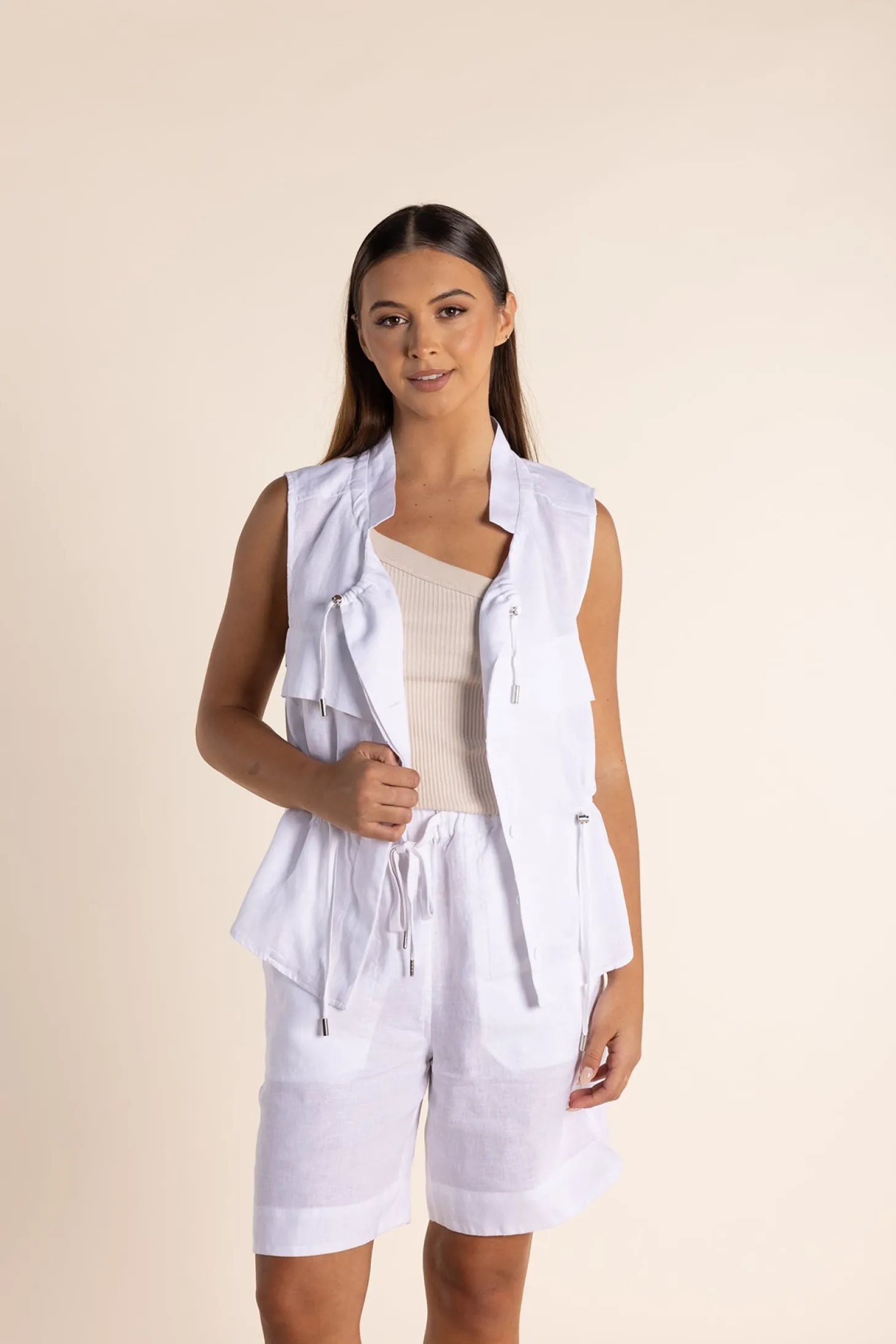 Petra Linen Vest - White - TT20