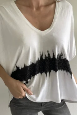 Undone Tee - White - AS5